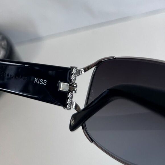 Brighton Sunglasses KISS Black Arms Jeweled Handmade USED Light Wear Aviator - Picture 7 of 13